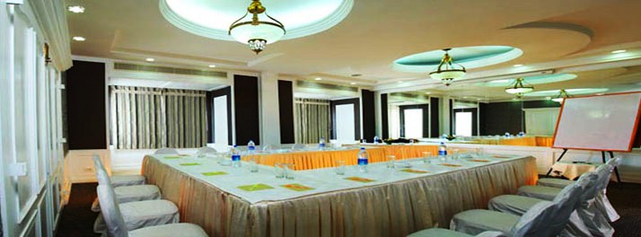 835/Abad Plaza - Kochi 04.jpg